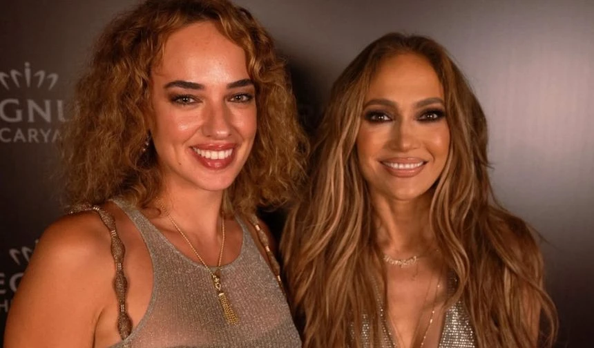 Seda Bakan, Jennifer Lopez’le fotoğrafı için 1 milyon TL mi ödedi?
